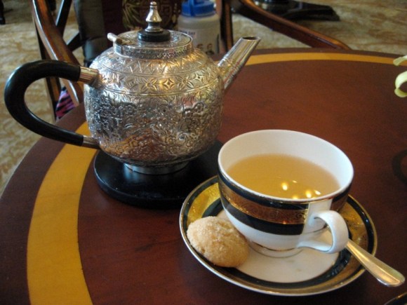 Vietnamese Tea Habit: Acquired English Tradition